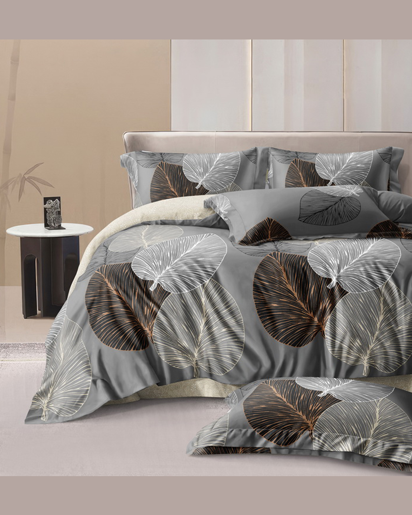 КПБ СЕМЕЙНЫЙ  сатин цветной 120 г/м2 (2 нав. 70х70) (ЧЗ)