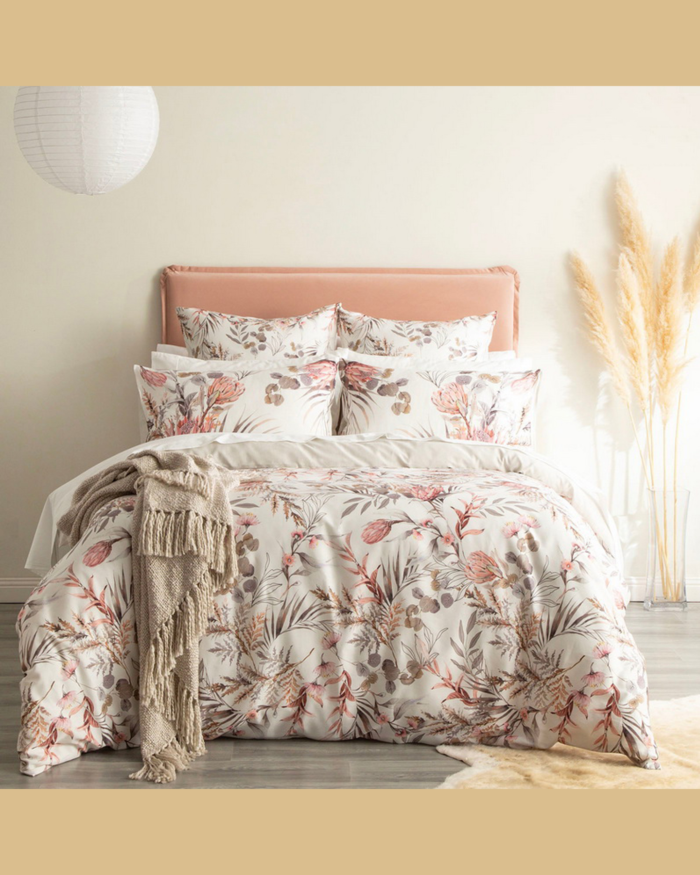 КПБ СЕМЕЙНЫЙ  сатин цветной 120 г/м2 (2 нав. 70х70) (ЧЗ)