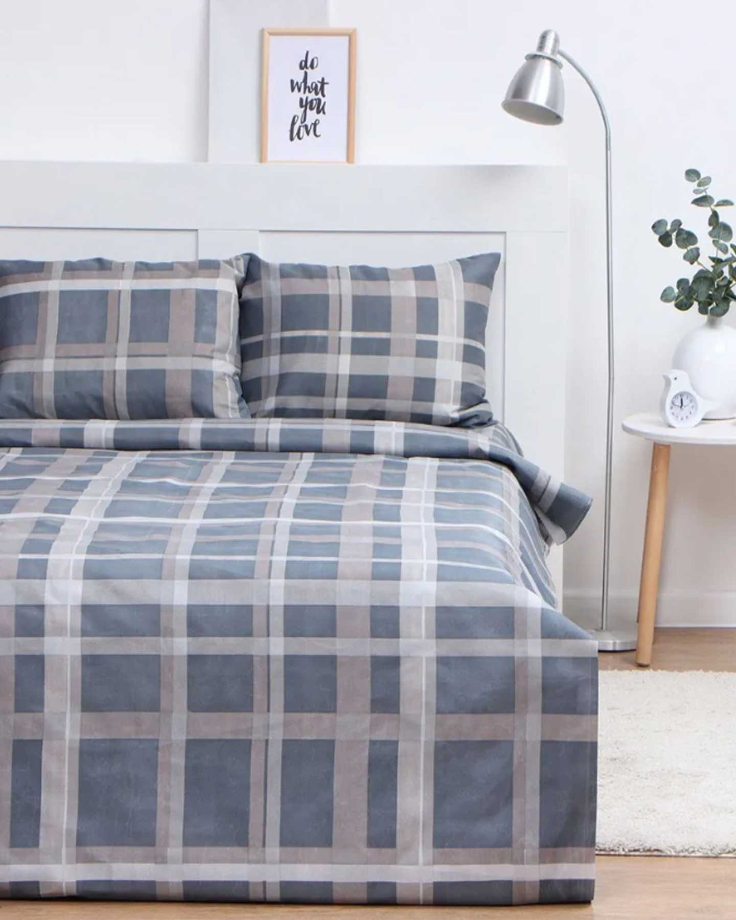 Комплект постельного белья (Иваново) 1,5 сп. бязь цветная (особо модная) 1нав. 70х70 плот.125г/м2